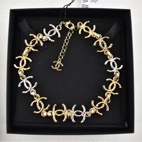 Chanel 26P Gold Silver Mixed Metal CC Logo Chain Link Cuban Choker Necklace - Picture 8 of 15